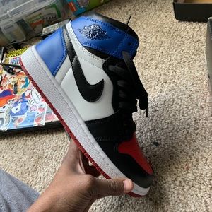 Air Jordan 1 Top 3 Retro